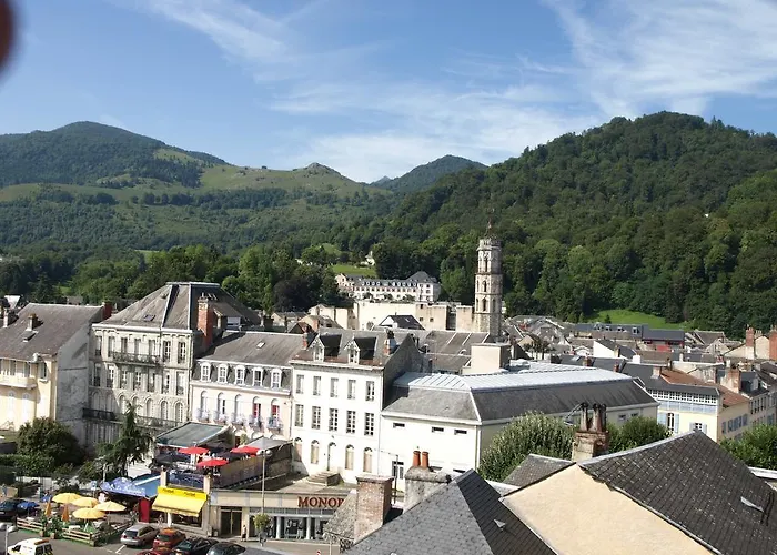 Bellevue Thermes De La Reine Otel 2*