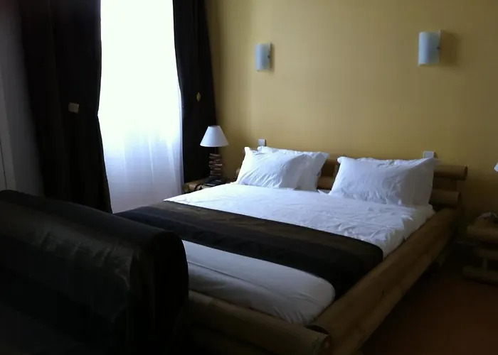 Bellevue Thermes De La Reine 호텔